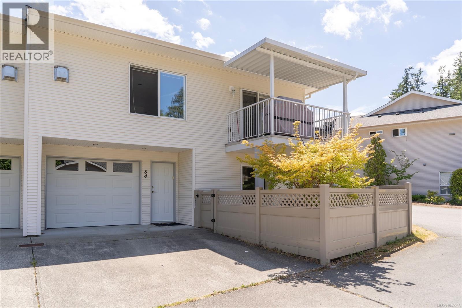 #54 1150 Walkem Rd - 36