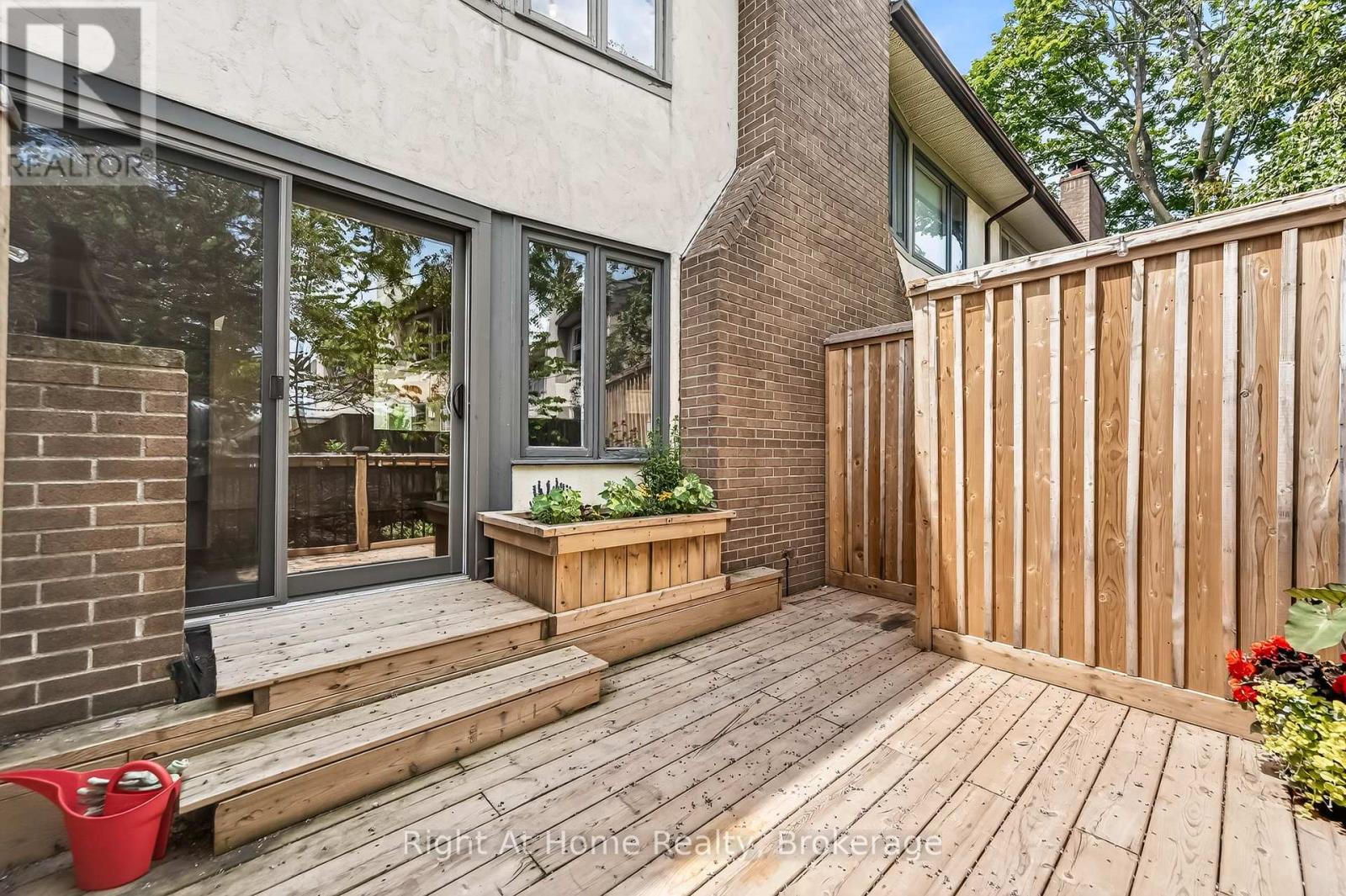 109 BRANT STREET - 45