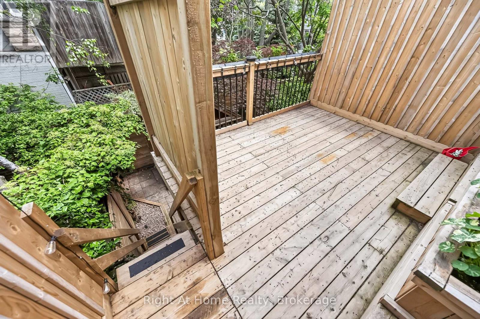 109 BRANT STREET - 44