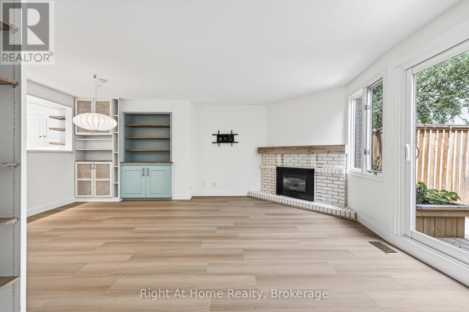 109 BRANT STREET - 16
