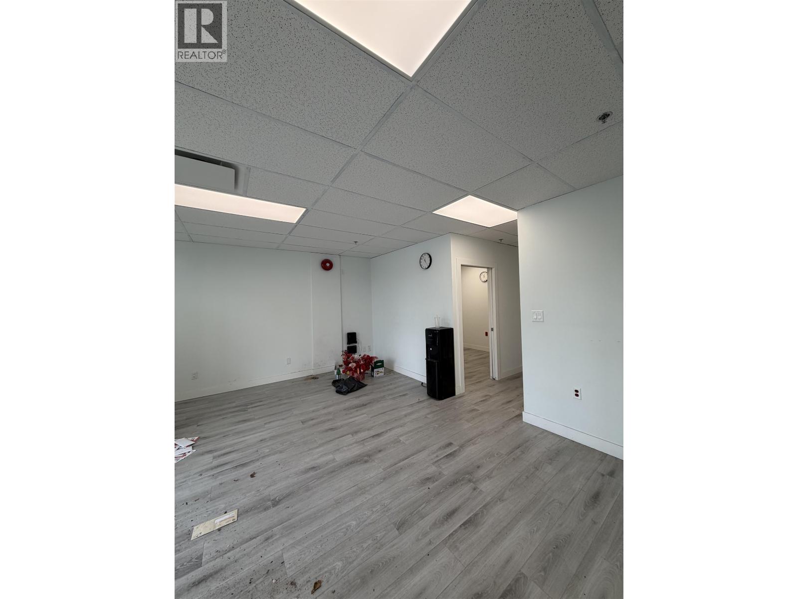 2487 KINGSWAY, Vancouver — photo 3