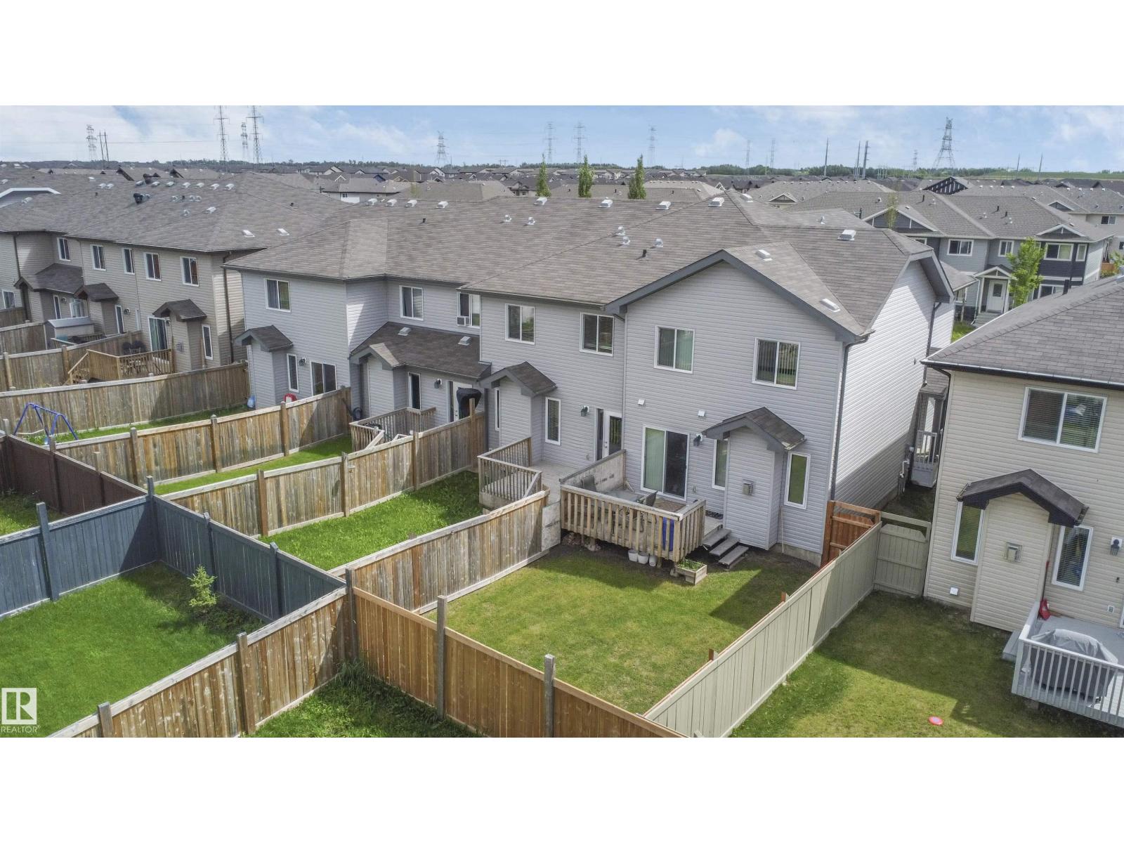 3044 16 AV NW — photo 42