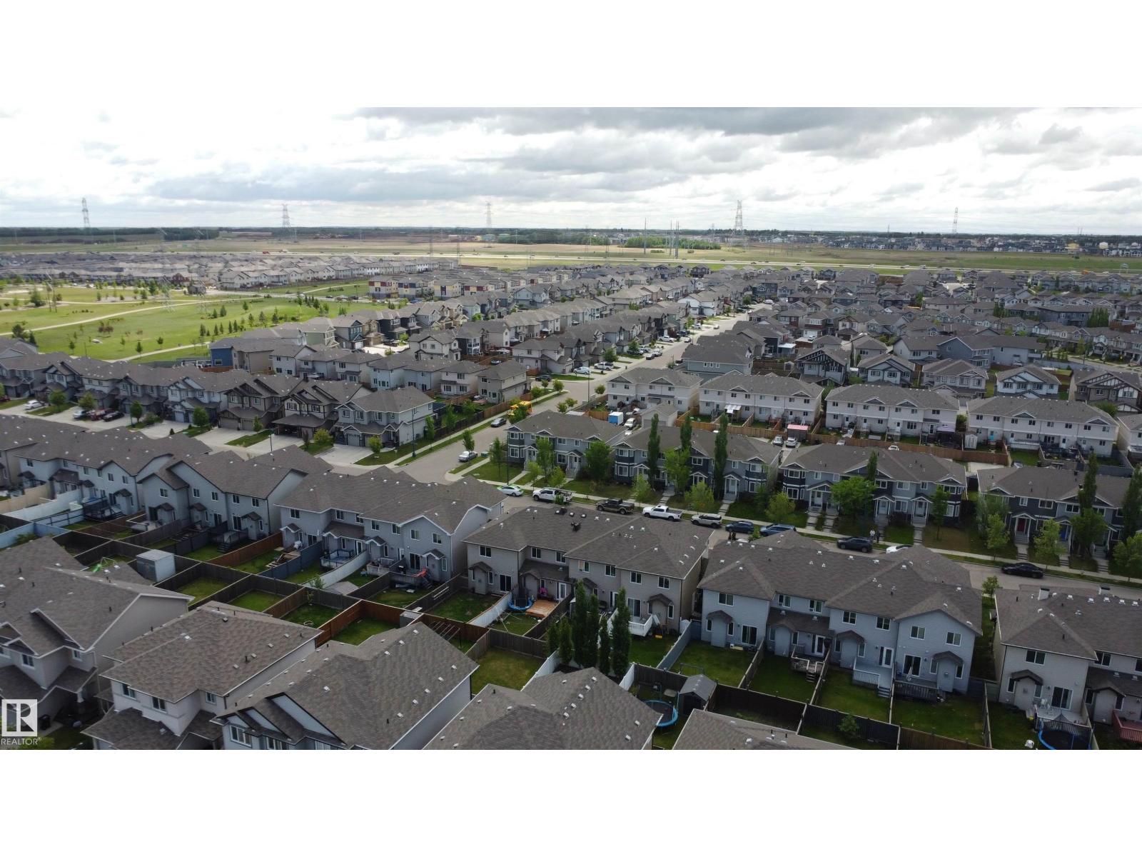 3044 16 AV NW — photo 45