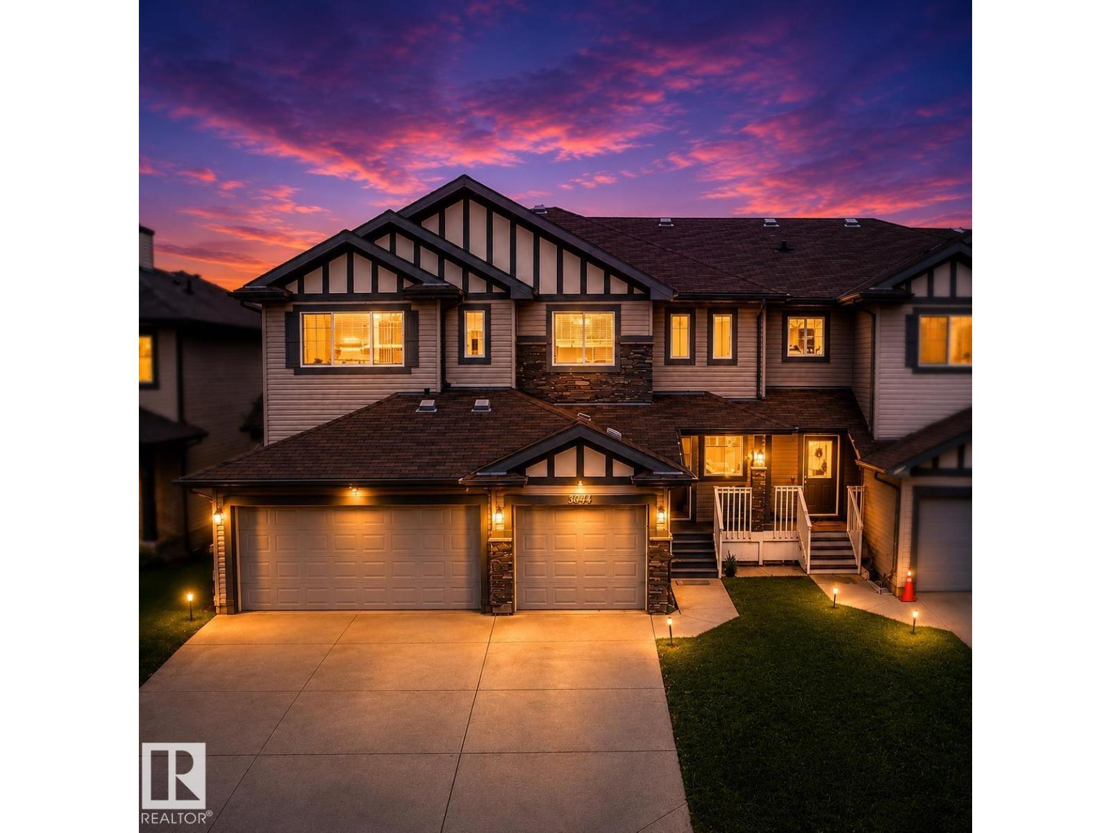 3044 16 AV NW NW - 51