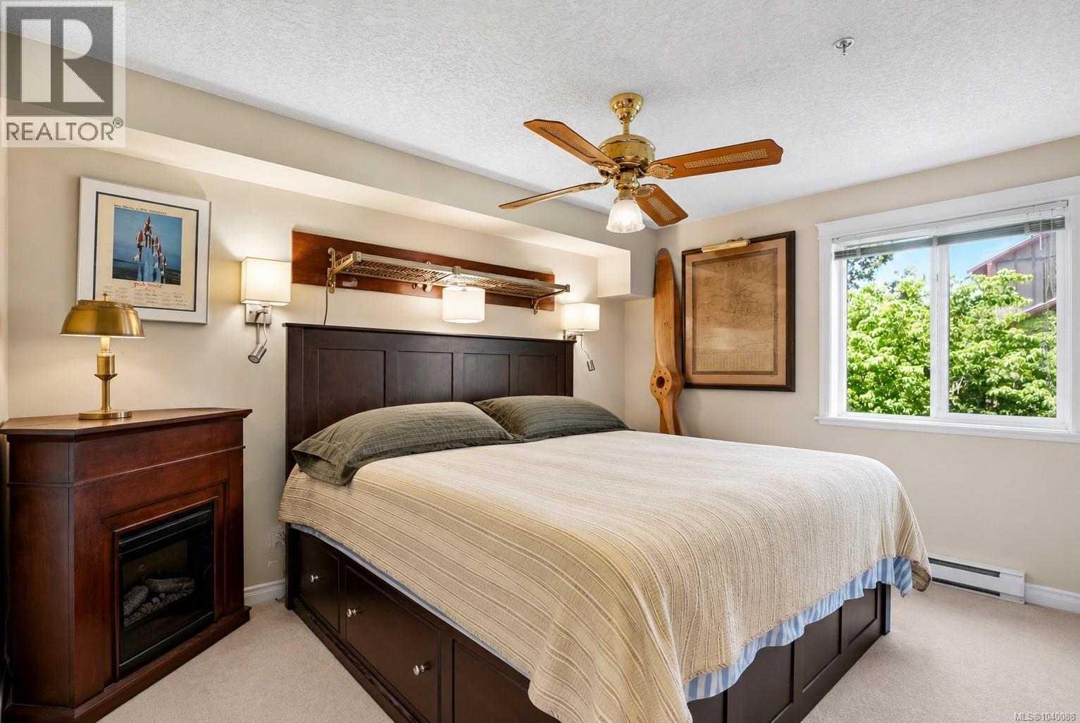 #204 4536 Viewmont Ave - 12