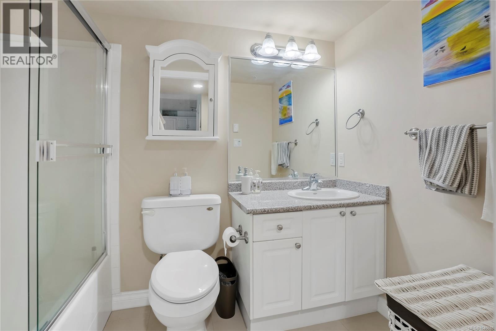 #204 4536 Viewmont Ave - 7