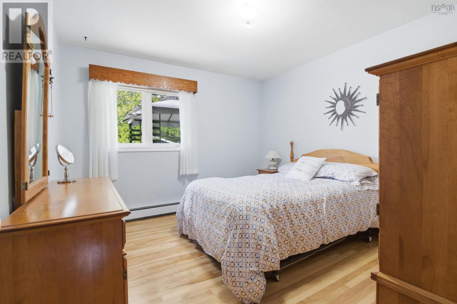 512 Windsor Junction Road - 23
