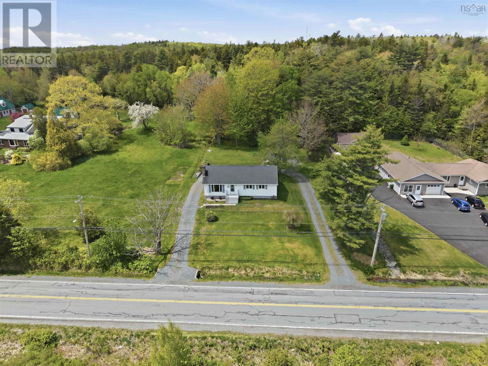 512 Windsor Junction Road - 42