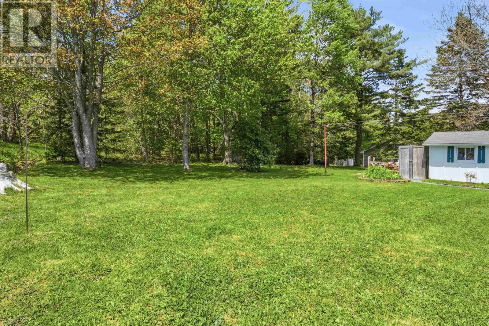 512 Windsor Junction Road - 37