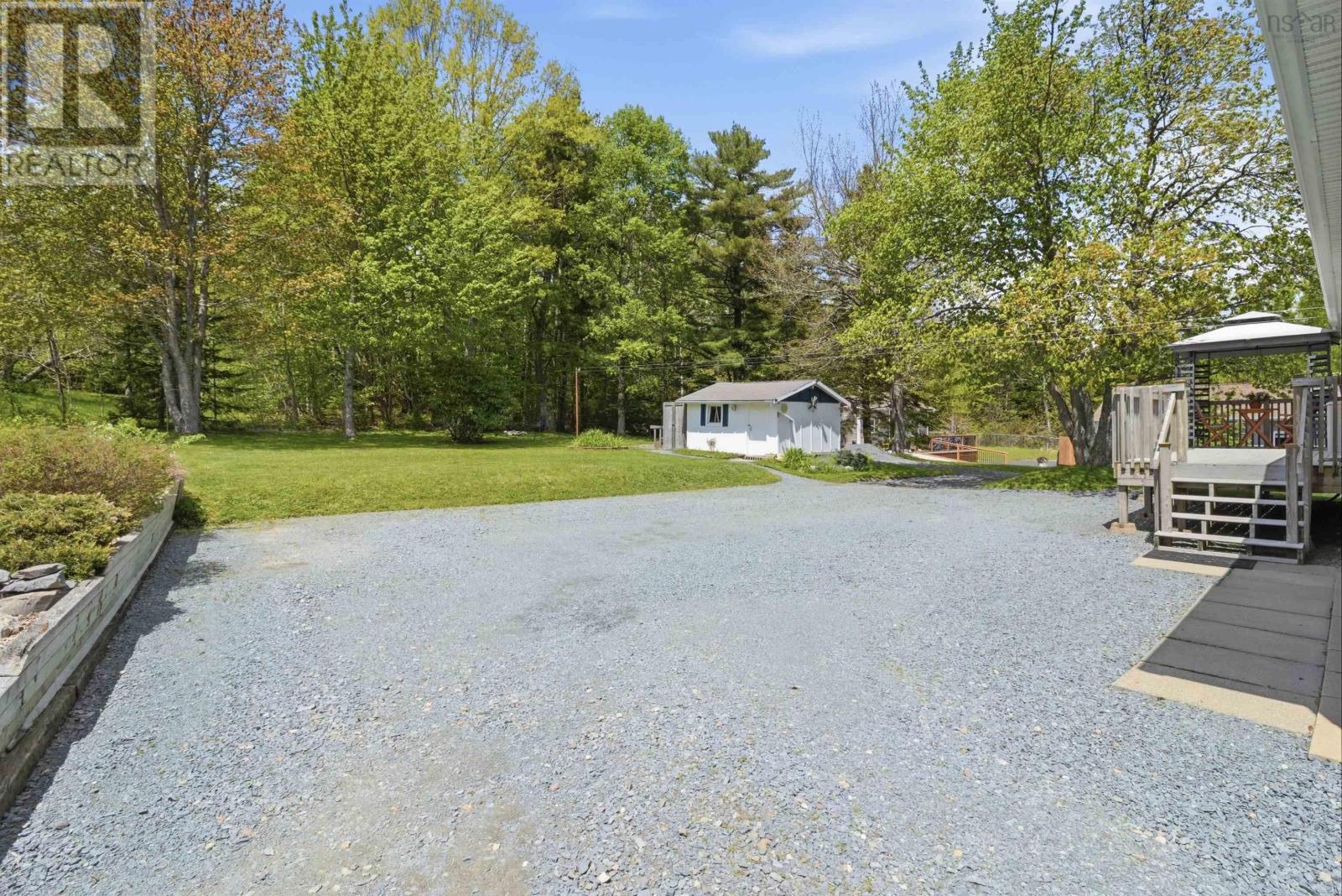 512 Windsor Junction Road - 39