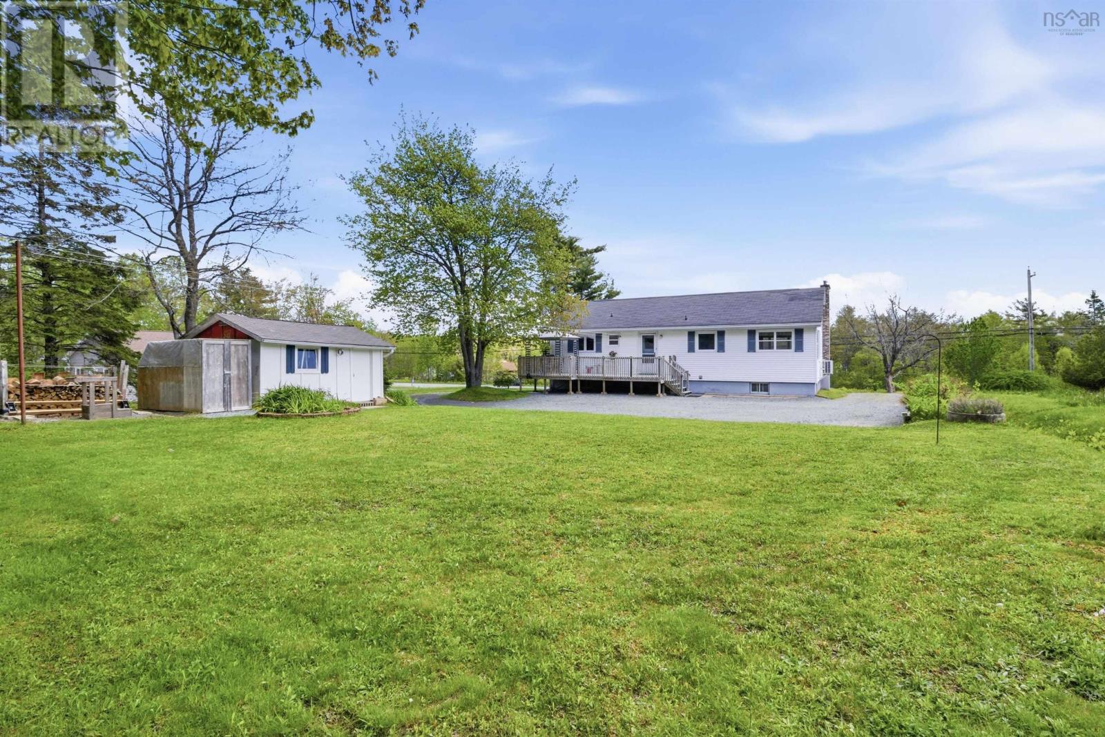 512 Windsor Junction Road - 36