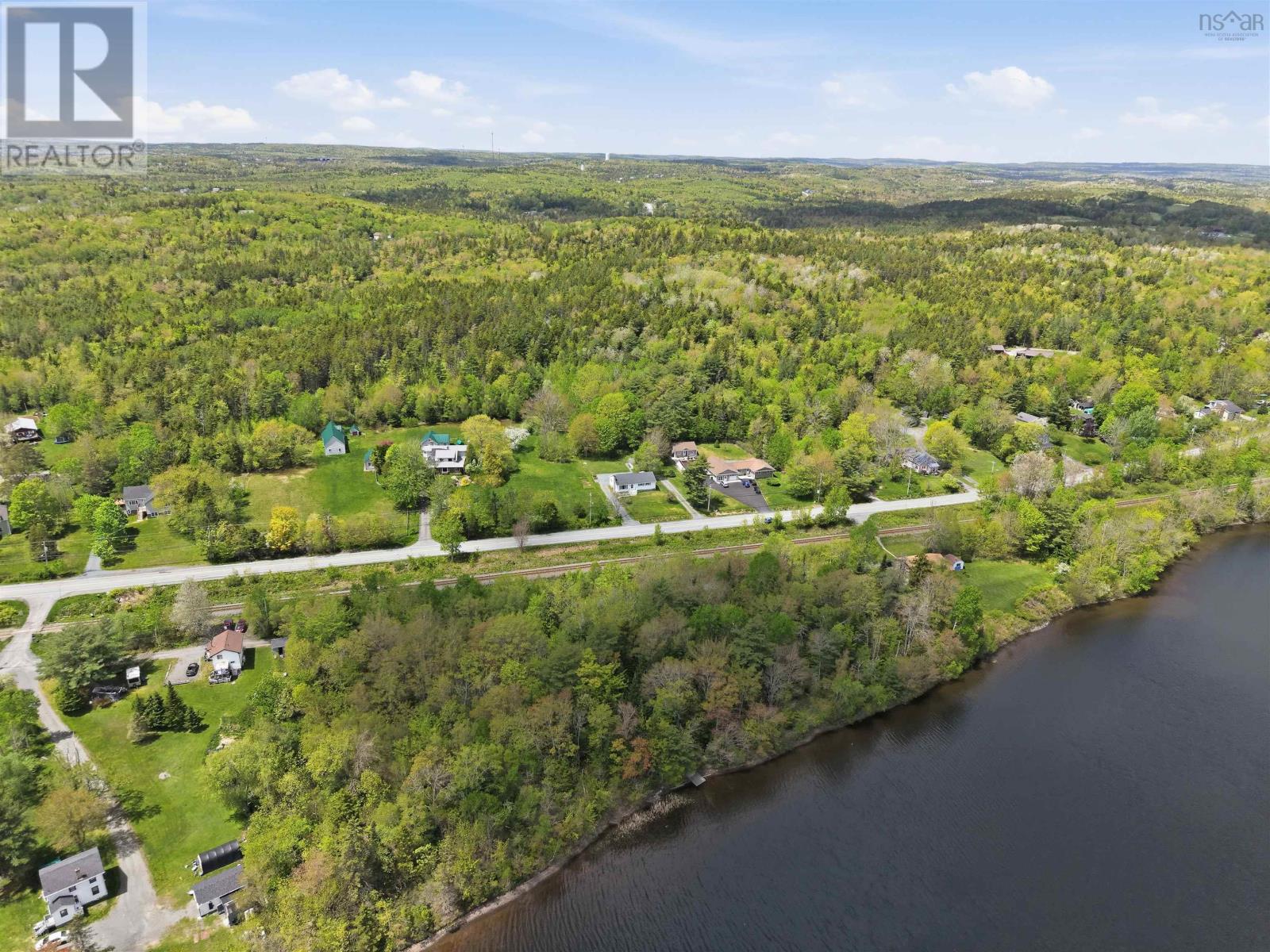 512 Windsor Junction Road - 46