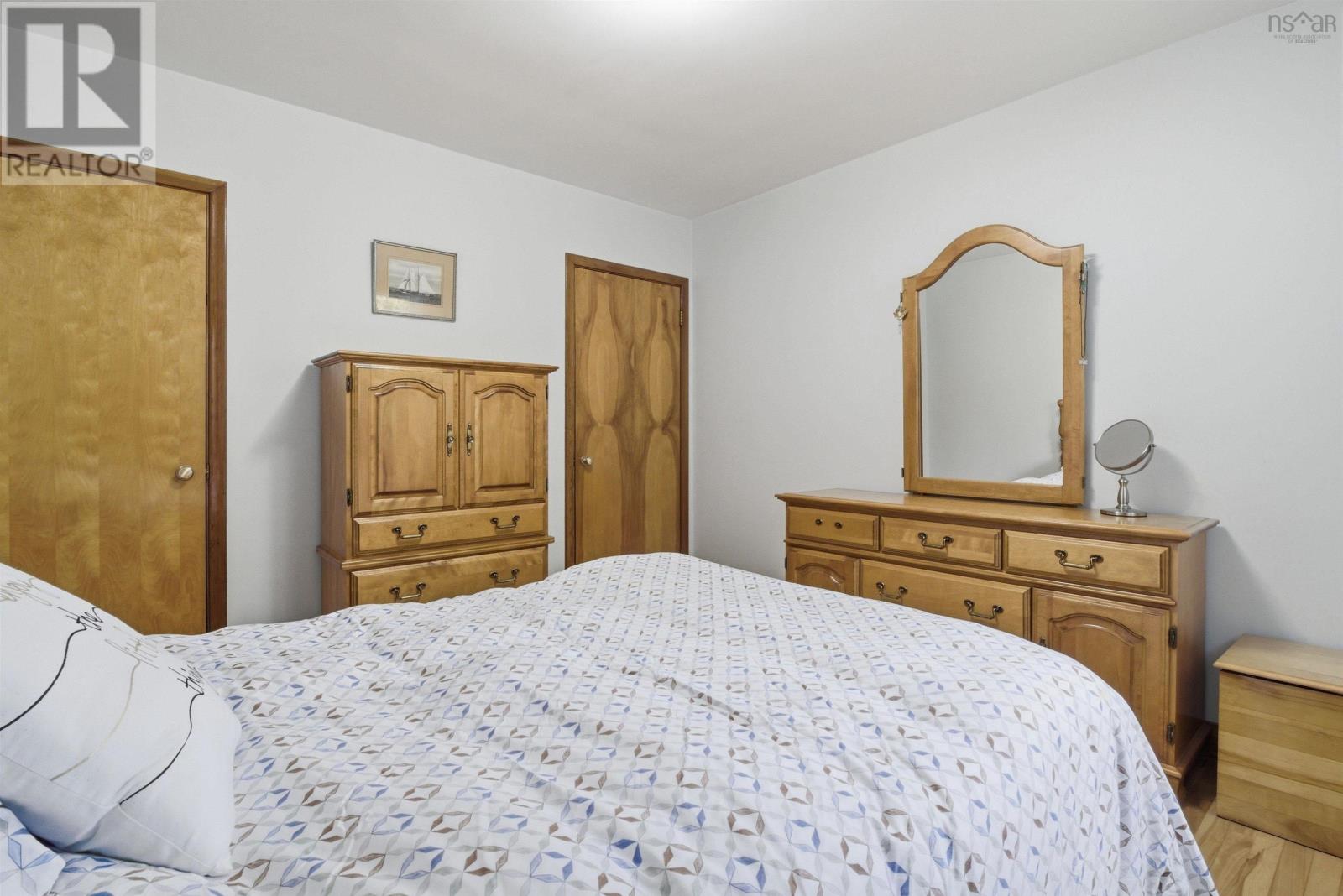 512 Windsor Junction Road - 24