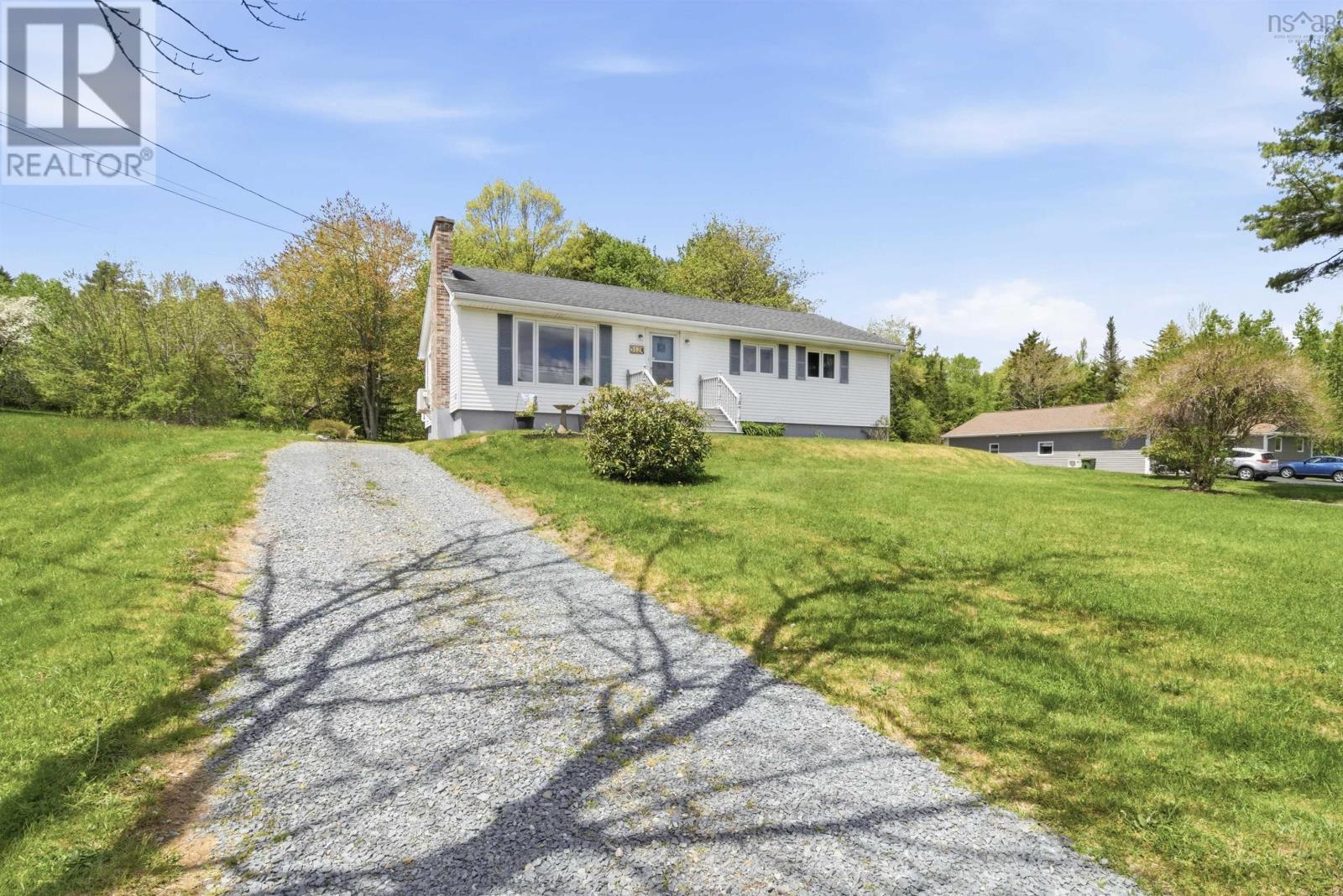 512 Windsor Junction Road - 3