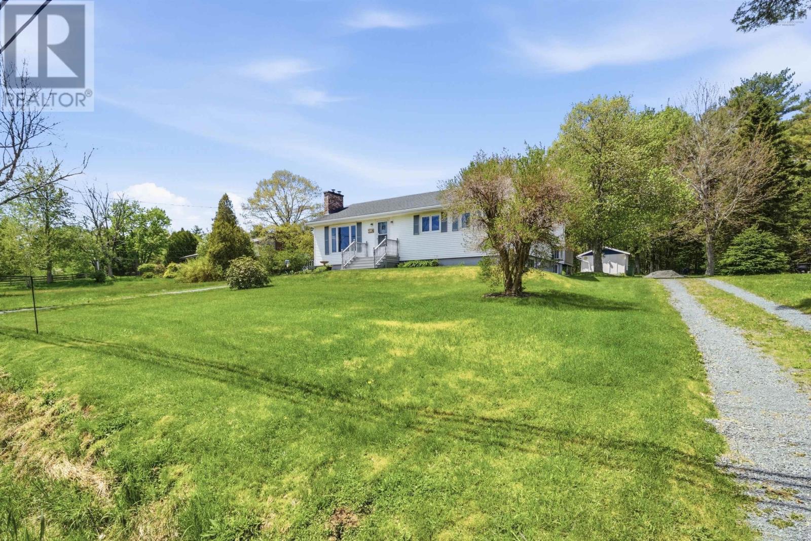 512 Windsor Junction Road - 4
