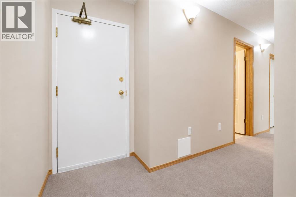 #4 407 Macleod Trail SE - 8