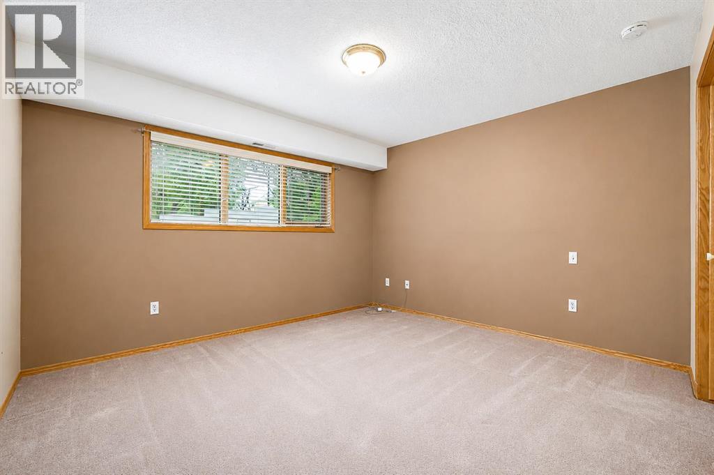 #4 407 Macleod Trail SE - 10