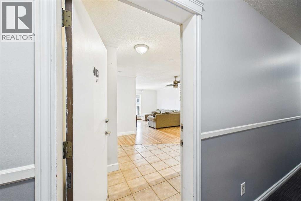 #403 732 57 Avenue SW - 4
