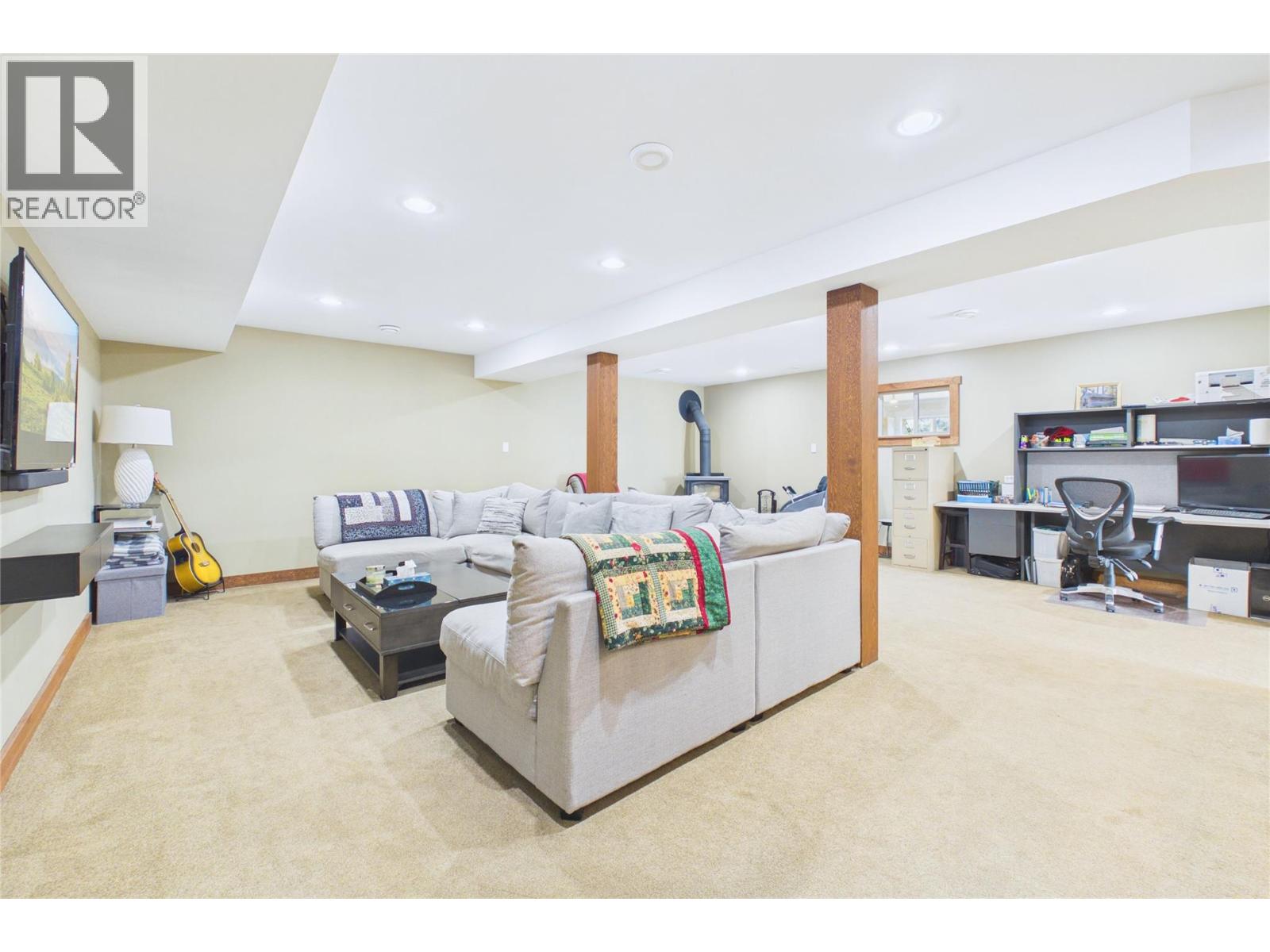 6210 33 Highway E - 56