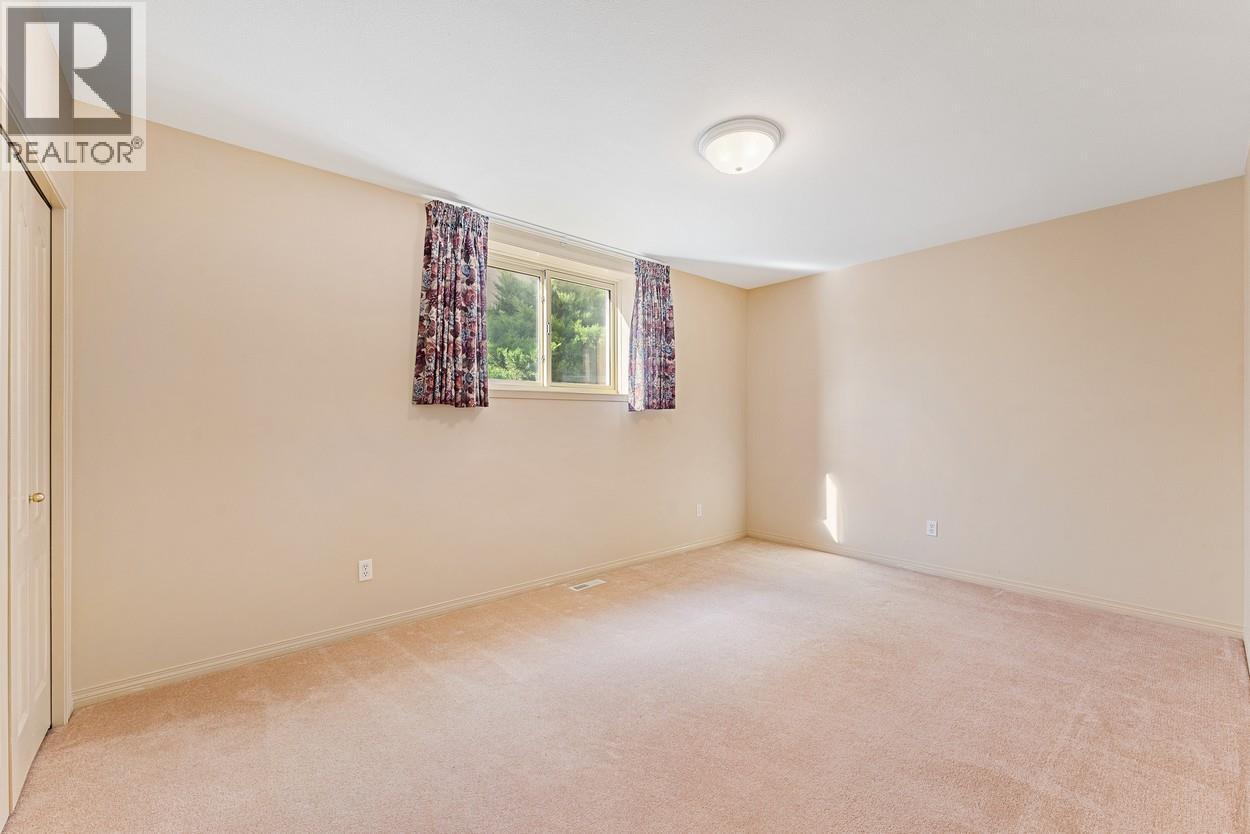 17211 Thomson Road Unit# 3, Lake Country