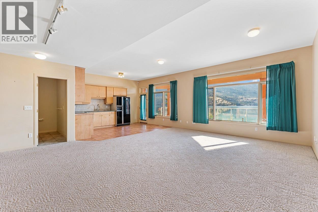 17211 Thomson Road Unit# 3, Lake Country