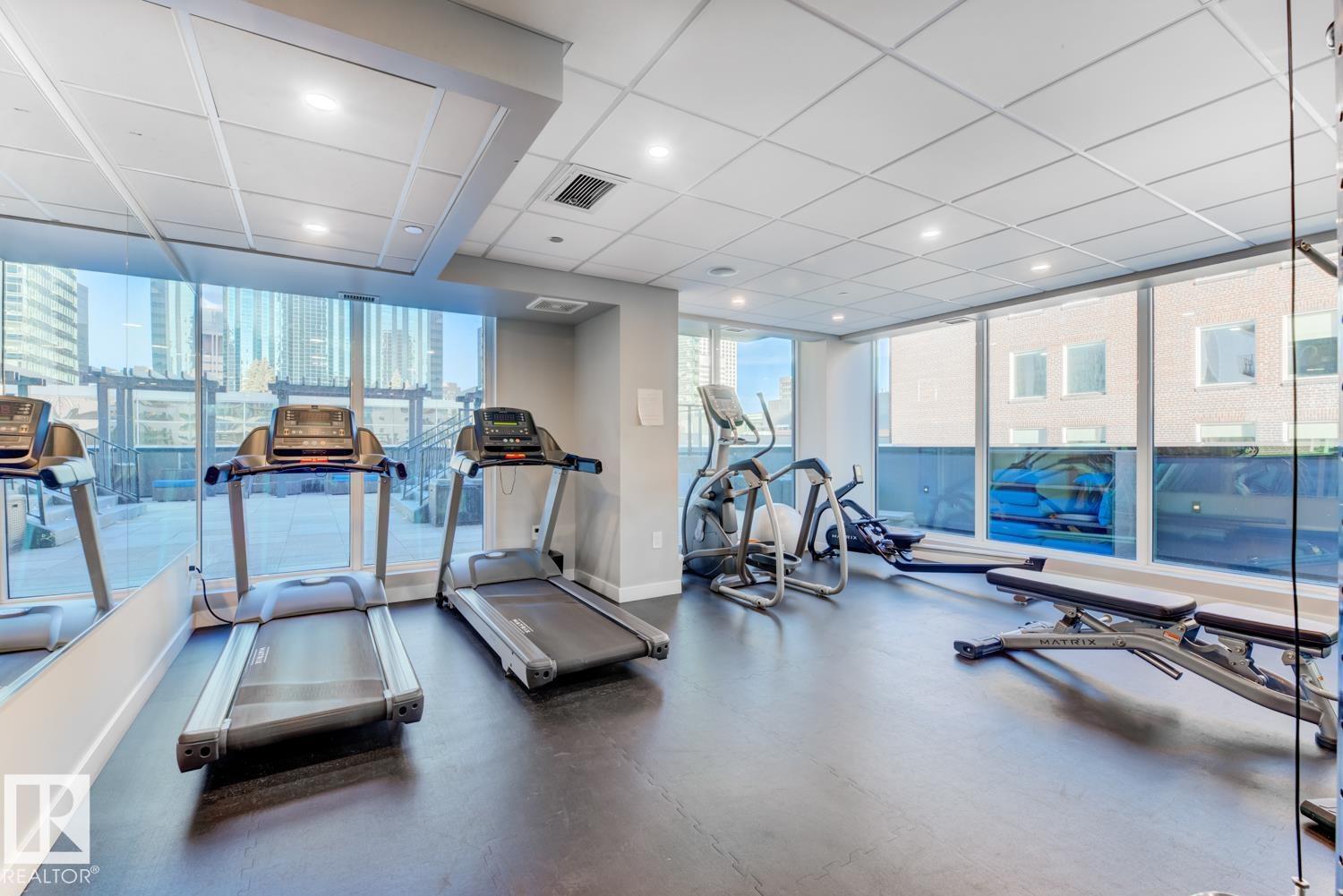 #2902 10180 103 ST NW - 23