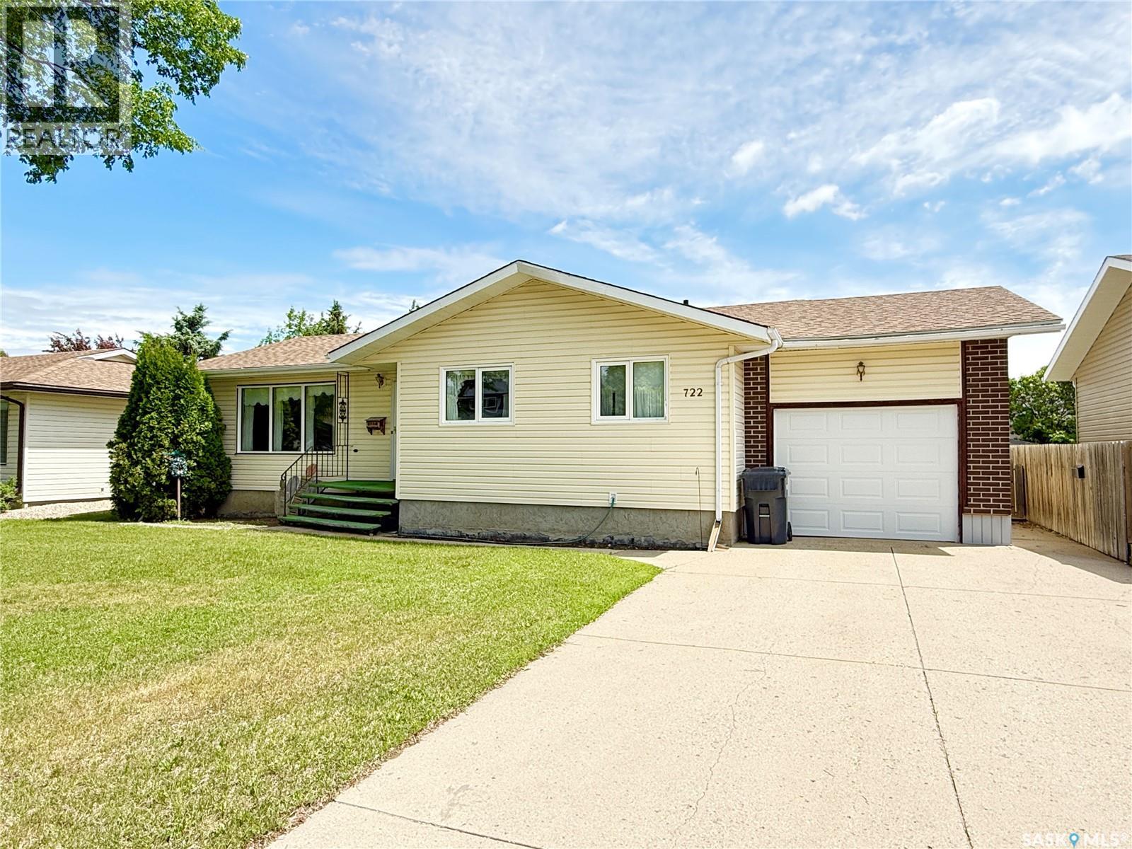 722 Washington DRIVE — photo 31