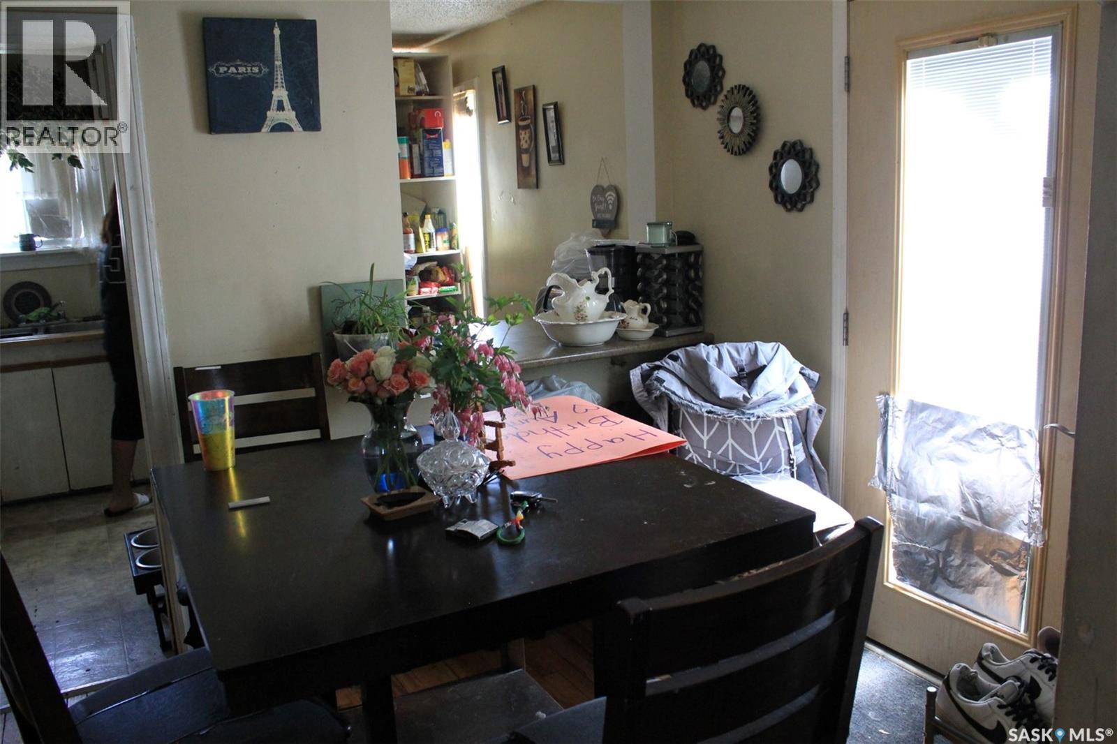 804 F AVENUE N - 4