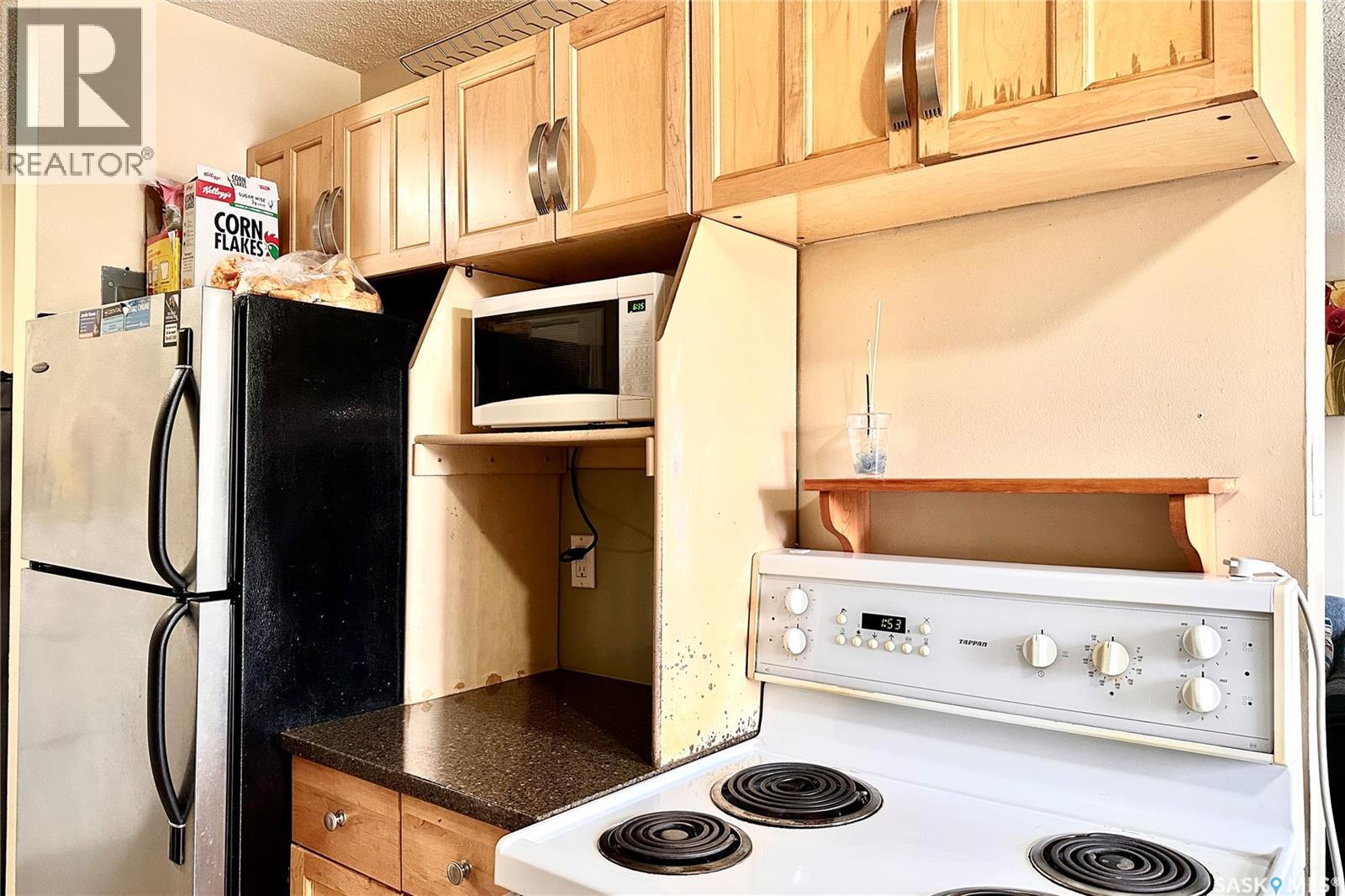#14 208 Lindsay PLACE - 10