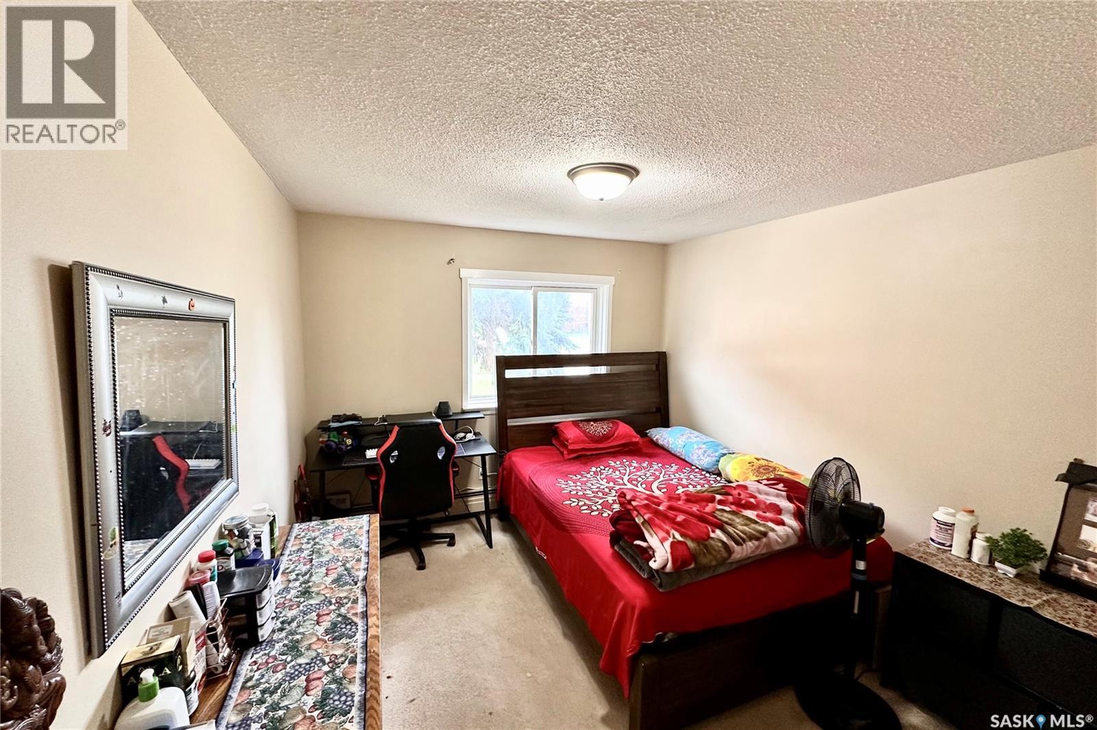 #14 208 Lindsay PLACE - 15