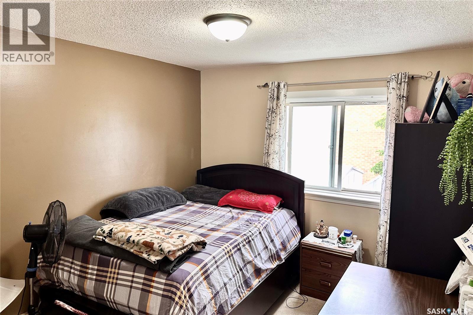 #14 208 Lindsay PLACE - 19