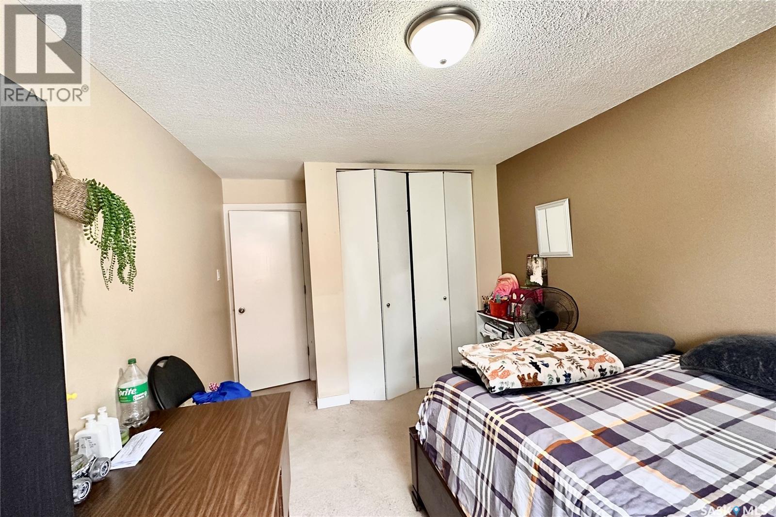 #14 208 Lindsay PLACE - 20