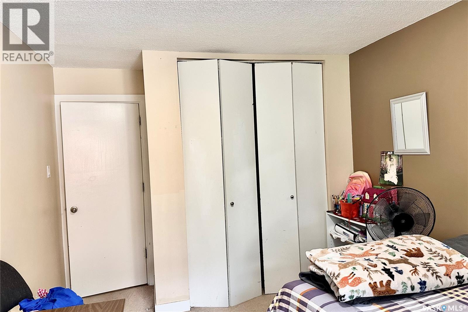 #14 208 Lindsay PLACE - 21