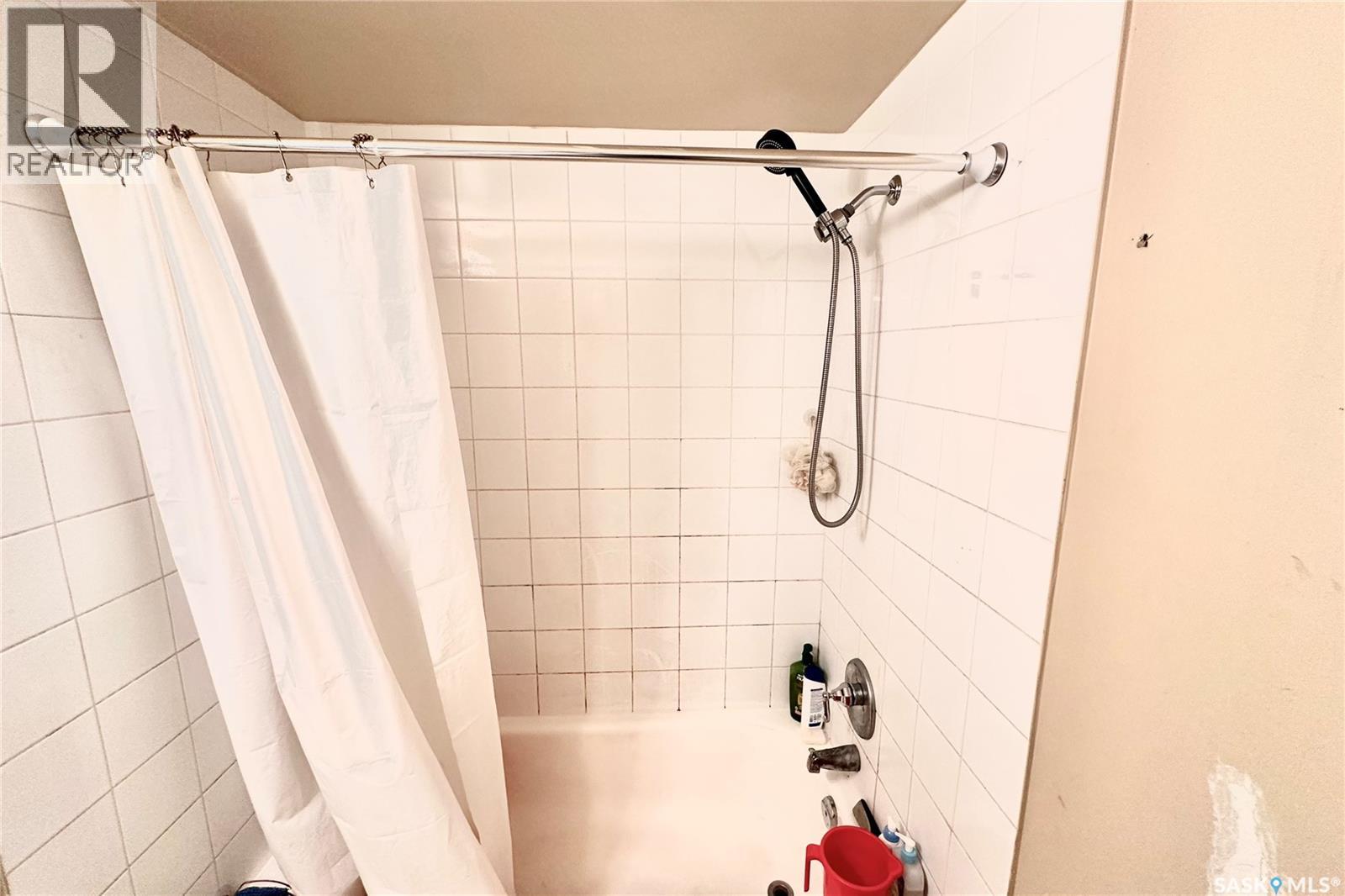 #14 208 Lindsay PLACE - 22