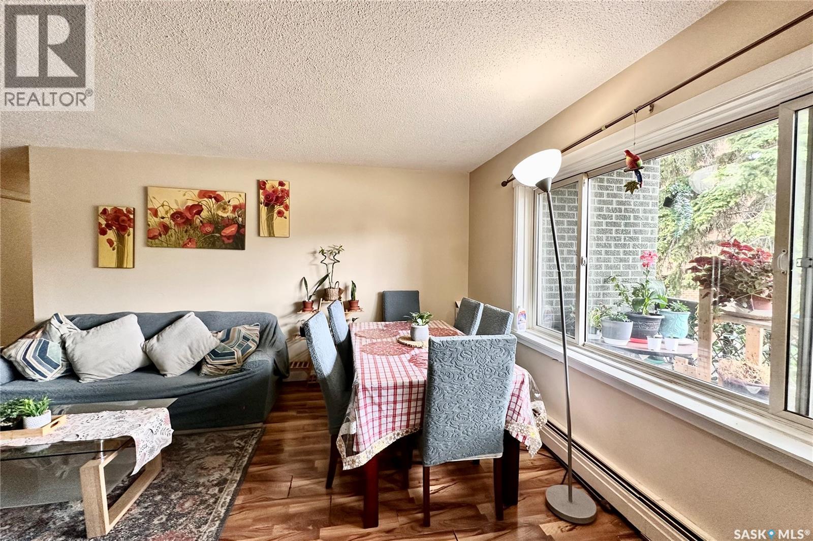 #14 208 Lindsay PLACE - 29
