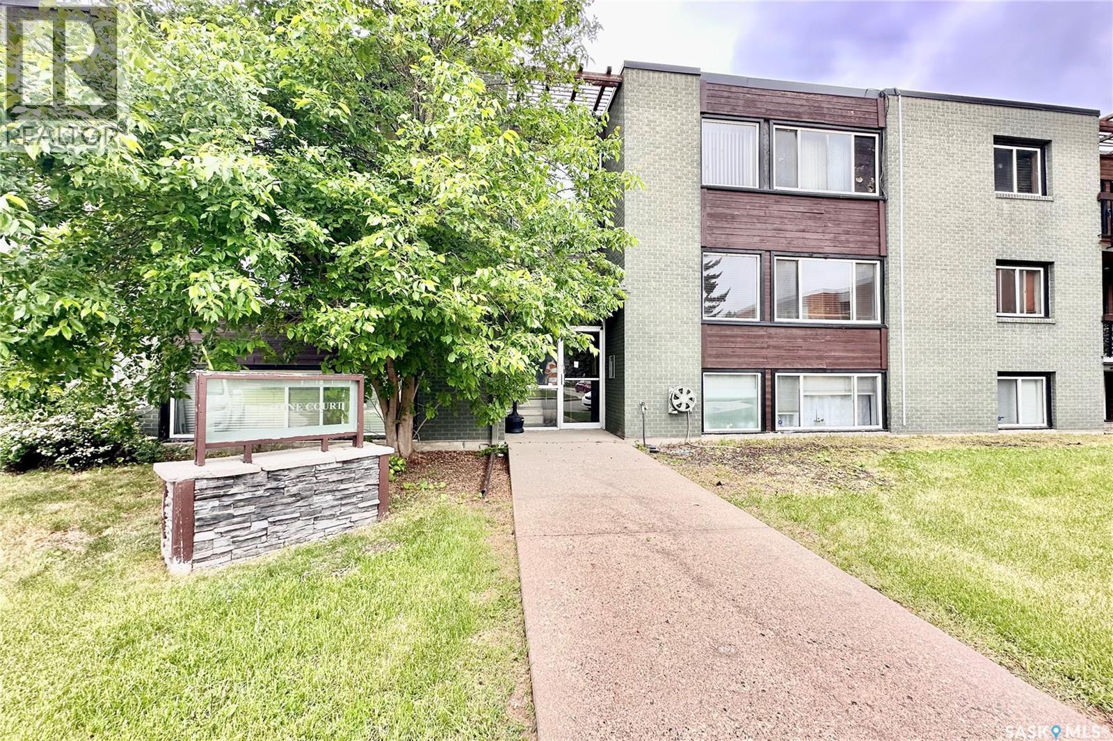 #14 208 Lindsay PLACE - 3