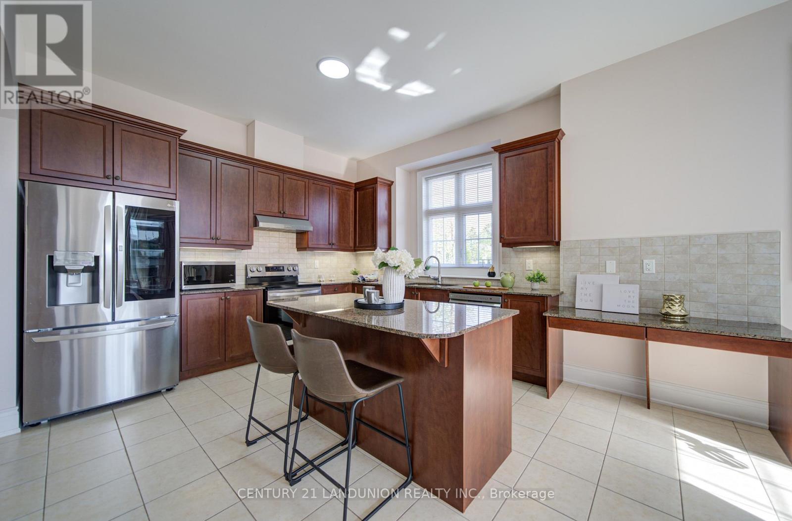 101 SILVER STERLING CRESCENT - 15