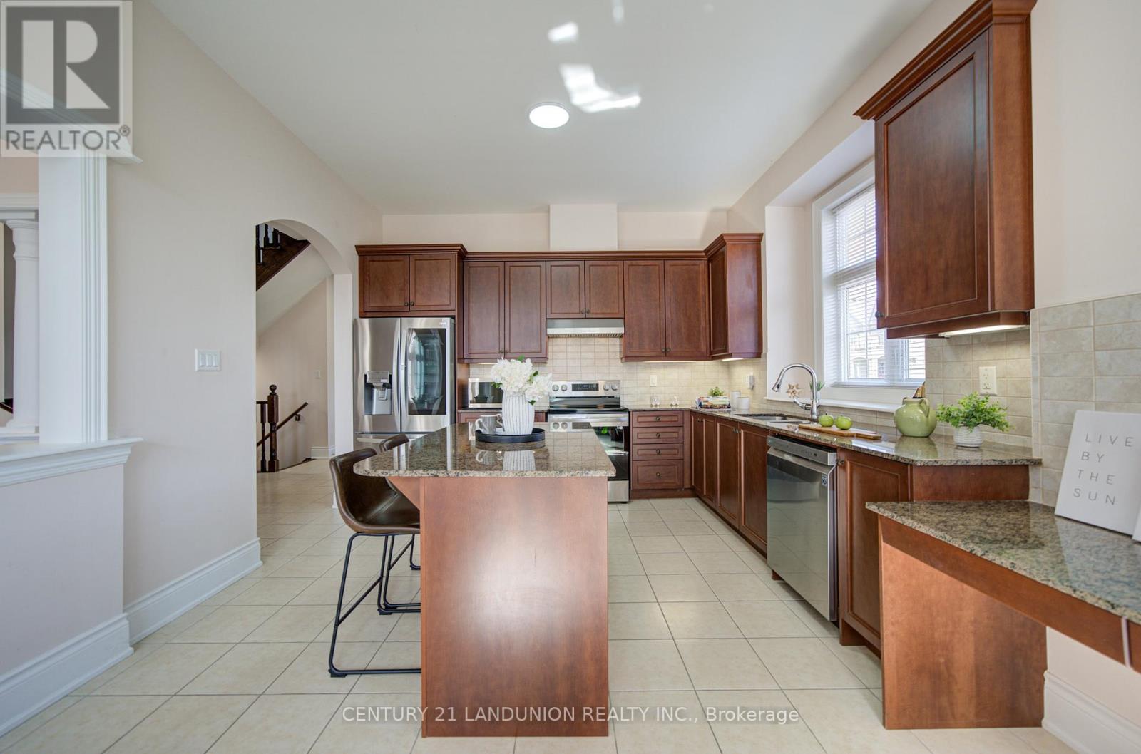 101 SILVER STERLING CRESCENT - 17