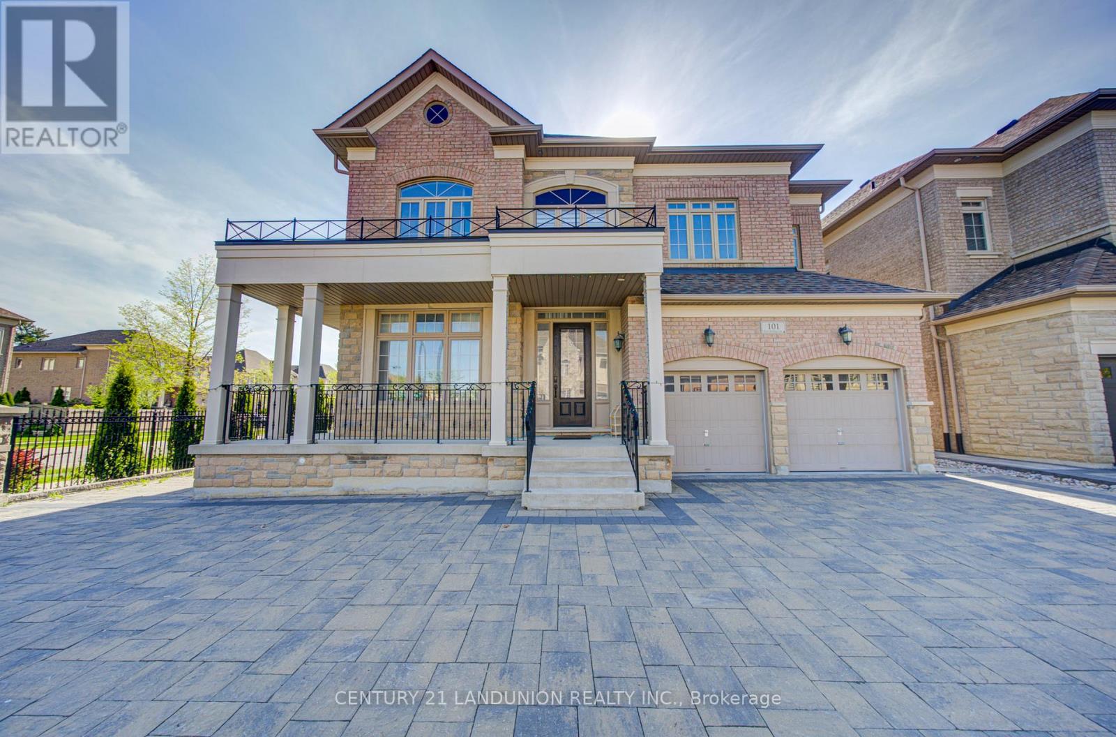 101 SILVER STERLING CRESCENT - 3