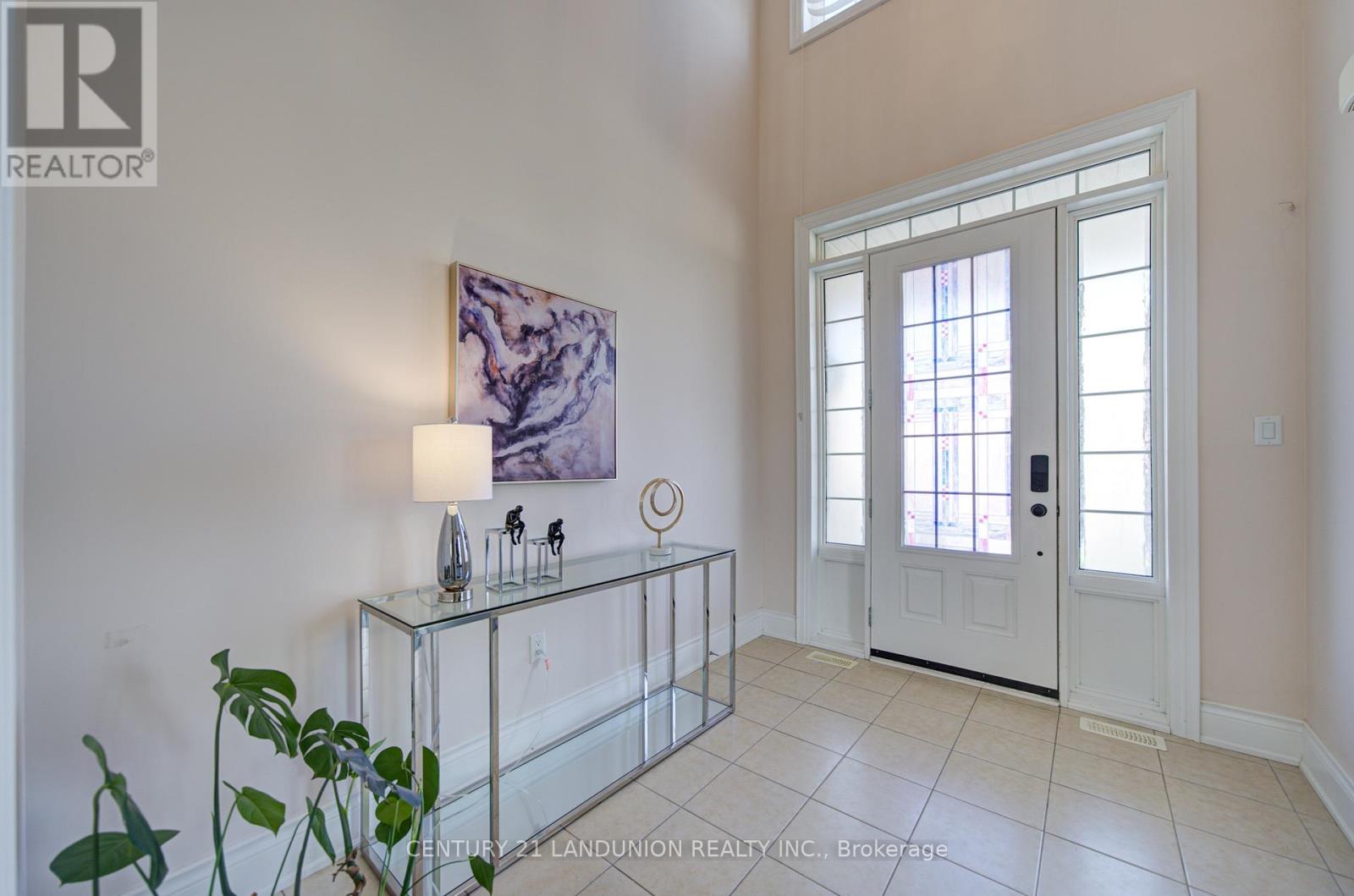 101 SILVER STERLING CRESCENT - 5
