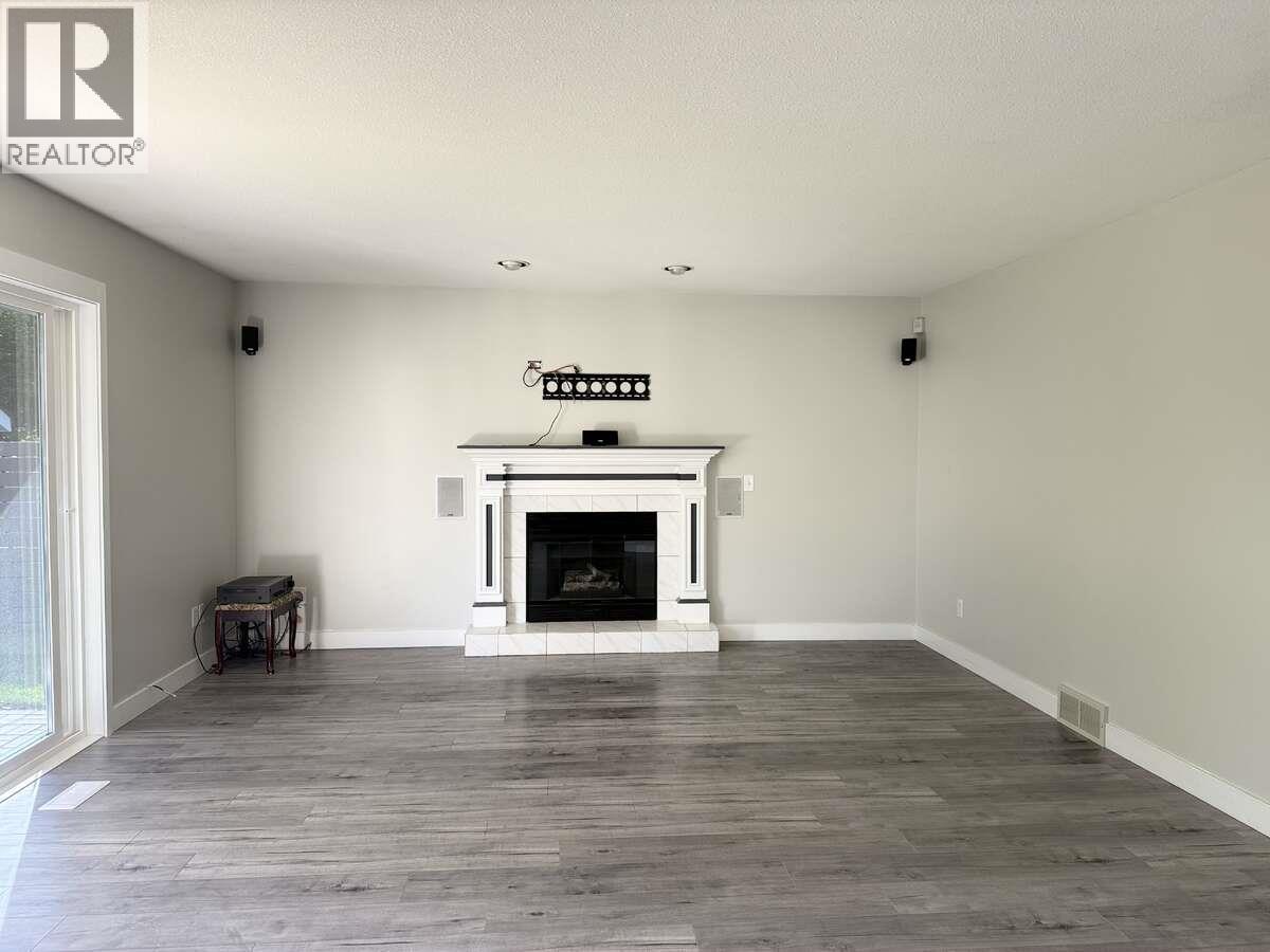 877 Springside Court - 16