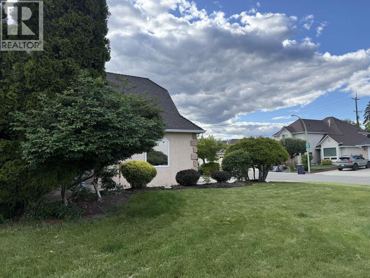 877 Springside Court - 6
