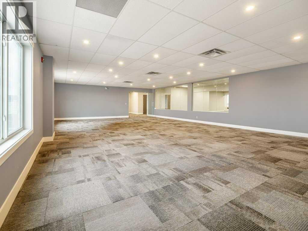6110 69 Avenue — photo 44