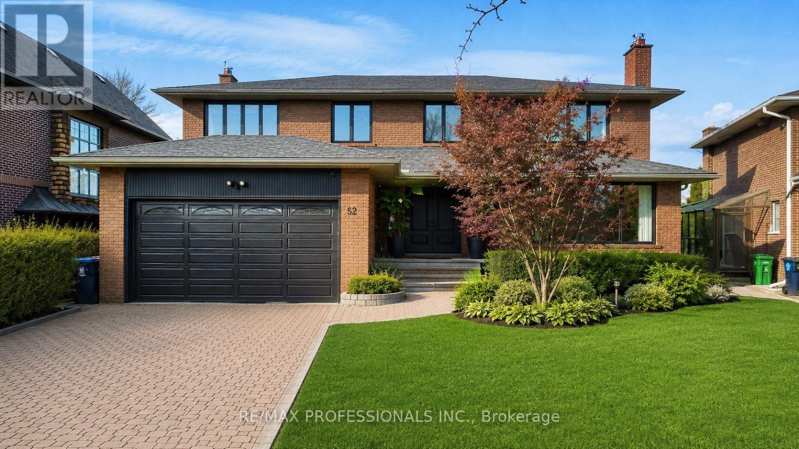 52 COURTSFIELD CRESCENT - 1