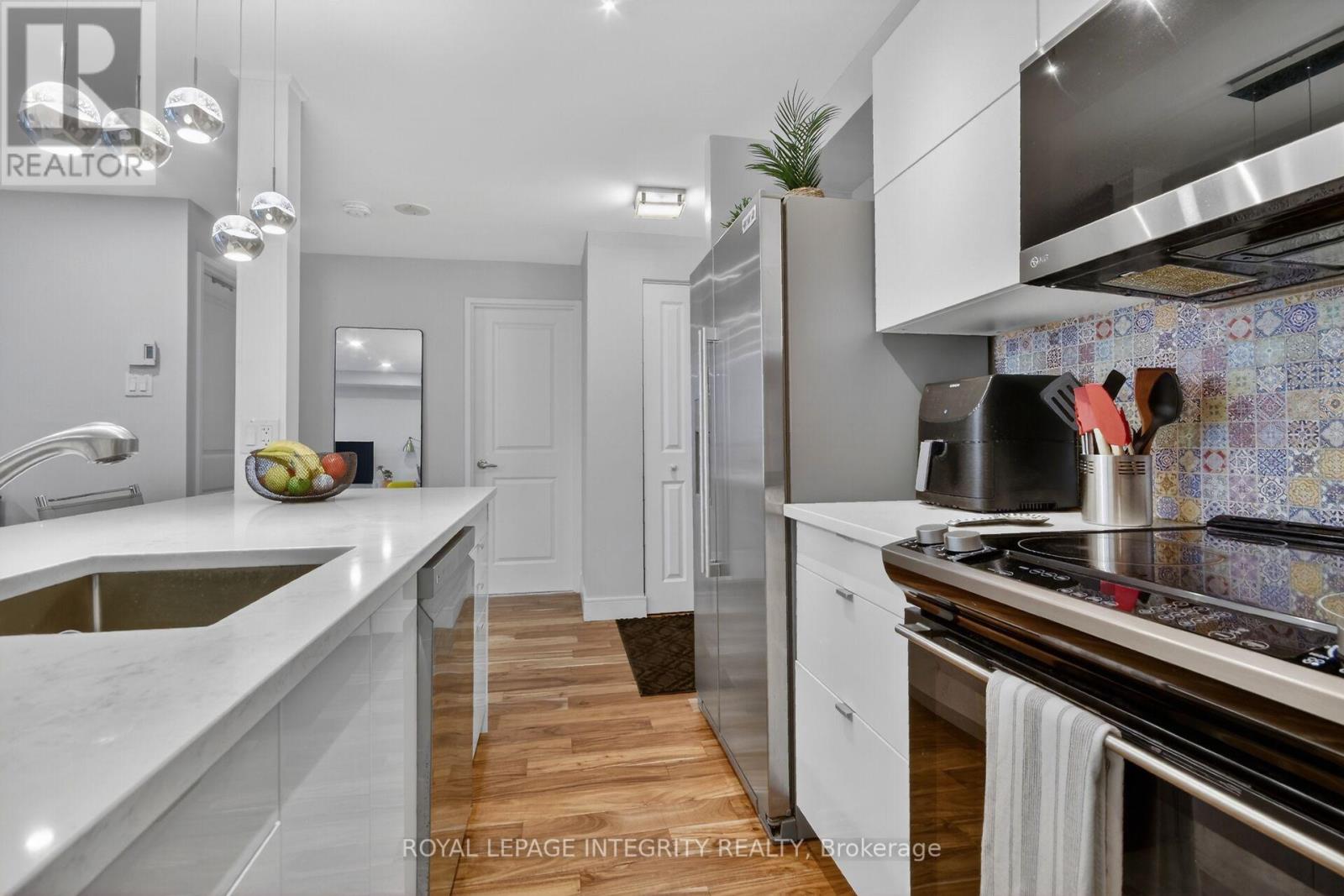 1 Bed, 1 Bath House for Rent in Ottawa – 1702 – 199 KENT STREET, Ottawa – MLS# X13453478 - Image 15