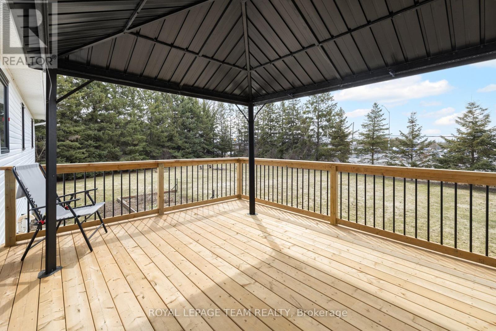 4 Bed, 2 Bath House for Sale in Ottawa – 1386 JOHNSTON DRIVE, Ottawa – MLS# X13453498 - Image 27