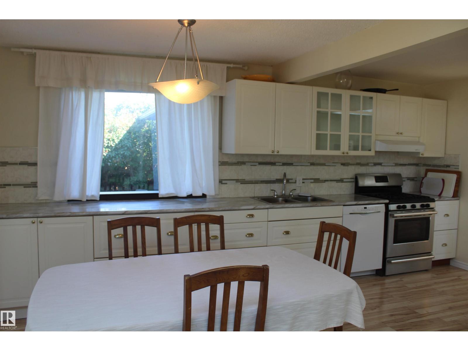 12432 134 ST NW - 14