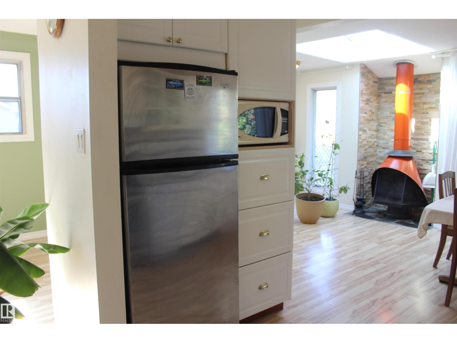 12432 134 ST NW - 23