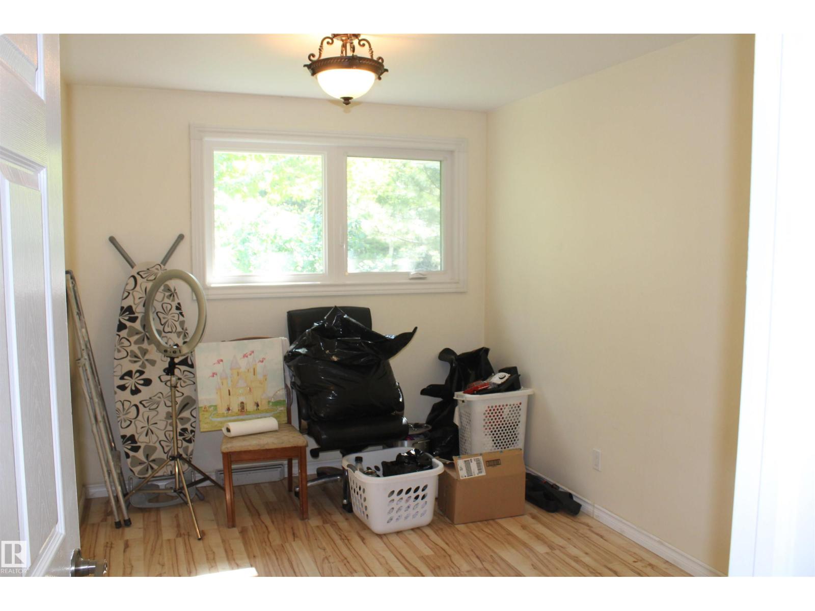 12432 134 ST NW - 15