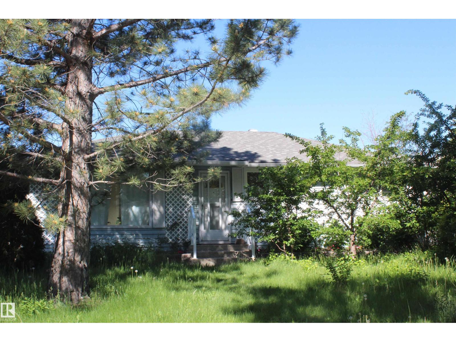 12432 134 ST NW - 1